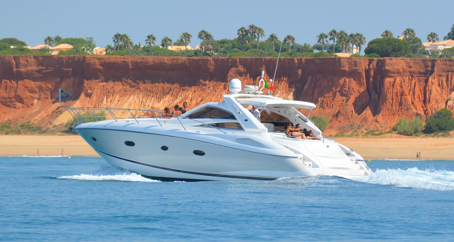 luxury-sunseeker-47-luxury-charter-vilamoura